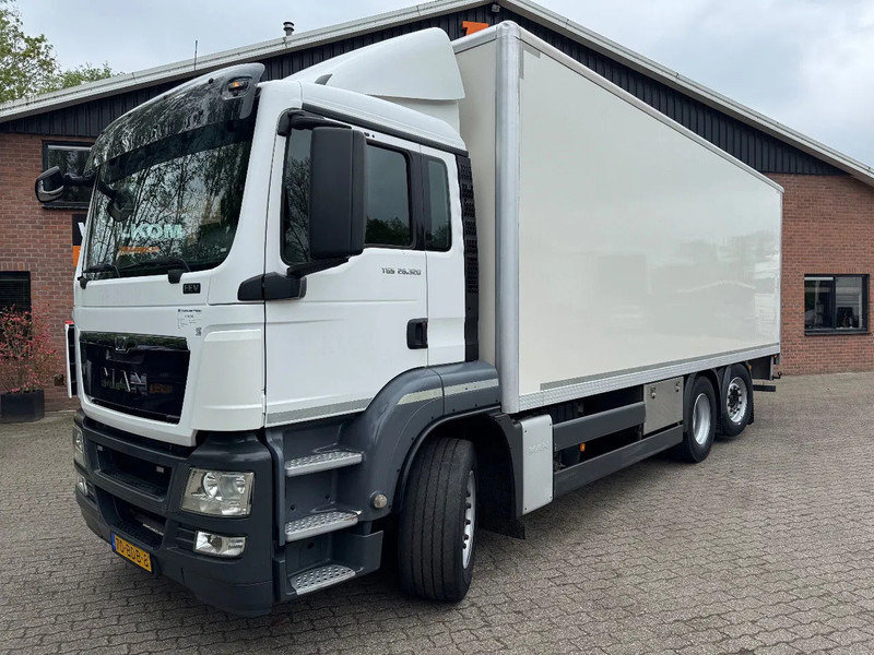 MAN TGS 26.320 EEV Koffer Stuuras AHK 3.000KG LBW 360.390KM! NL TRUCK - Tovornjak zabojnik: slika 1 MAN TGS 26.320 EEV Koffer Stuuras AHK 3.000KG LBW 360.390KM! NL TRUCK - Tovornjak zabojnik: slika 1