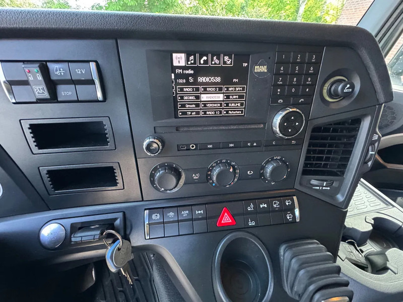 Mercedes-Benz Actros 2748 6X2 Bigspace AHK 623.380KM! 8.1M Heiwo box, Stuuras, Top condition - Tovornjak zabojnik: slika 5 Mercedes-Benz Actros 2748 6X2 Bigspace AHK 623.380KM! 8.1M Heiwo box, Stuuras, Top condition - Tovornjak zabojnik: slika 5