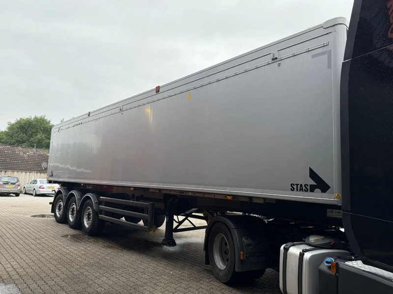 Stas S300CX 60m3 2X Liftas Naloop stuuras APK 03/2026 - Kiper polprikolica: slika 2 Stas S300CX 60m3 2X Liftas Naloop stuuras APK 03/2026 - Kiper polprikolica: slika 2