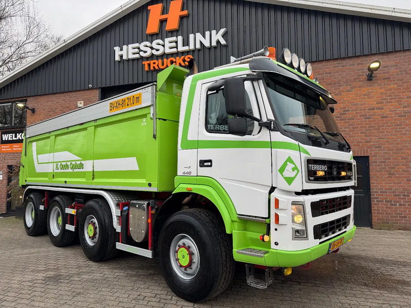 Terberg FM 2000 8X8 21m3 Isolated Hardox Manual gearbox NL truck - Tovornjak prekucnik: slika 5 Terberg FM 2000 8X8 21m3 Isolated Hardox Manual gearbox NL truck - Tovornjak prekucnik: slika 5
