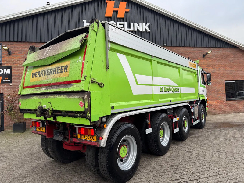 Terberg FM 2000 8X8 21m3 Isolated Hardox Manual gearbox NL truck - Tovornjak prekucnik: slika 4 Terberg FM 2000 8X8 21m3 Isolated Hardox Manual gearbox NL truck - Tovornjak prekucnik: slika 4