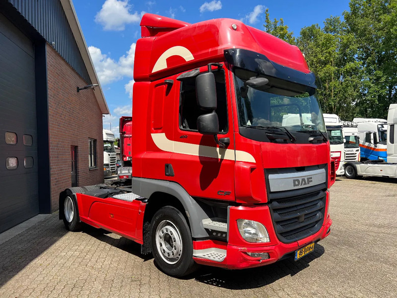 DAF CF 400 4X2 FT Space Cab Side skirts - Vlačilec: slika 2 DAF CF 400 4X2 FT Space Cab Side skirts - Vlačilec: slika 2