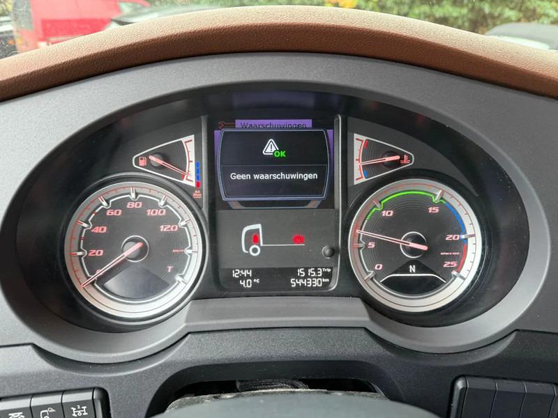 Vlačilec DAF XF 450 SSC Super Space LED Standairco Leer NL Truck APK 02-2026: slika 9 Vlačilec DAF XF 450 SSC Super Space LED Standairco Leer NL Truck APK 02-2026: slika 9