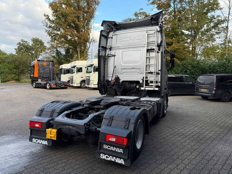 Scania R450 NGS 4X2EB Lowliner Retarder Standairco German truck Smarttacho 2 - Vlačilec: slika 4 Scania R450 NGS 4X2EB Lowliner Retarder Standairco German truck Smarttacho 2 - Vlačilec: slika 4