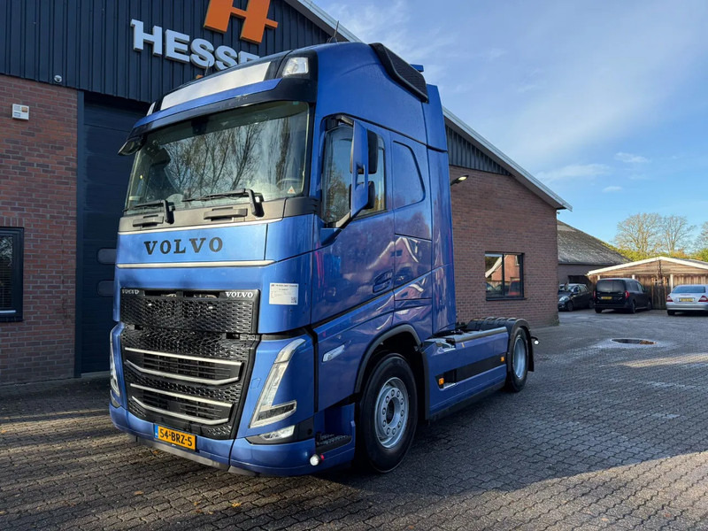 Volvo FH 460 Globetrotter XL 2x tank Standairco 405.369KM! NL Truck - APK 09-2026 - Vlačilec: slika 1 Volvo FH 460 Globetrotter XL 2x tank Standairco 405.369KM! NL Truck - APK 09-2026 - Vlačilec: slika 1