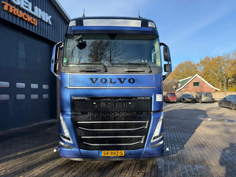 Volvo FH 460 Globetrotter XL 2x tank Standairco 405.369KM! NL Truck - APK 09-2026 - Vlačilec: slika 5 Volvo FH 460 Globetrotter XL 2x tank Standairco 405.369KM! NL Truck - APK 09-2026 - Vlačilec: slika 5