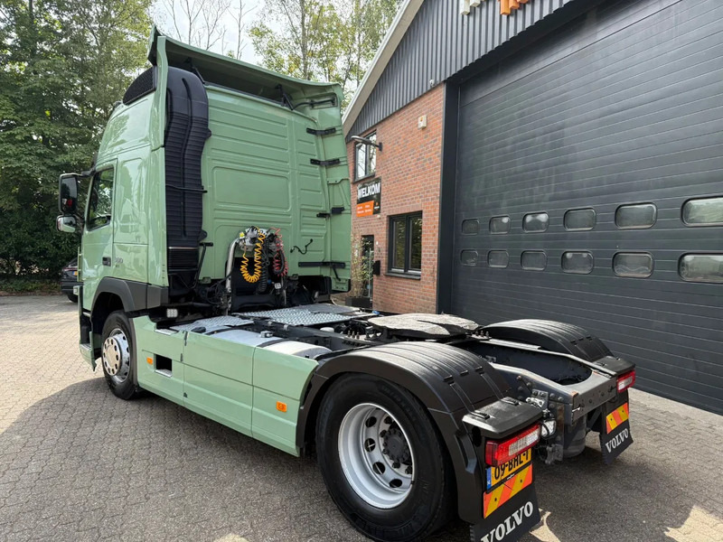 Volvo FM 370 Globetrotter XL Xenon Side skirts NL Truck - Vlačilec: slika 5 Volvo FM 370 Globetrotter XL Xenon Side skirts NL Truck - Vlačilec: slika 5