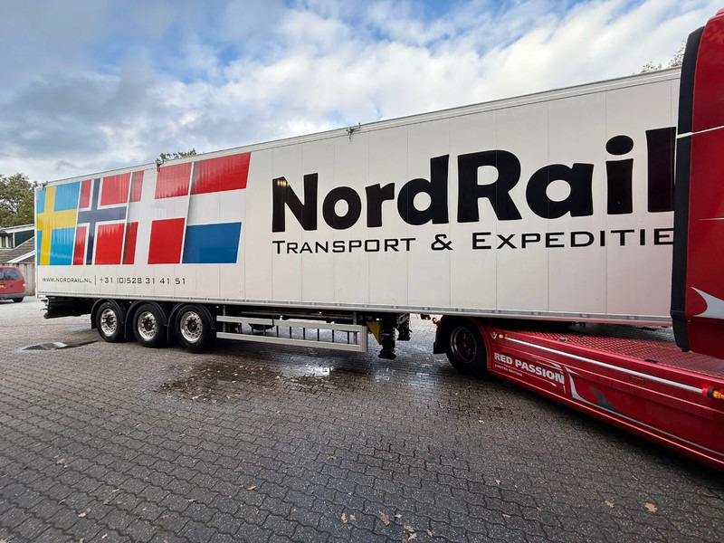 Kraker 2X K-Force 92m3 Alcoa SAF Tyrepilot Liftas 8MM Cargo Floor - Tovorna pohodna polprikolica: slika 5 Kraker 2X K-Force 92m3 Alcoa SAF Tyrepilot Liftas 8MM Cargo Floor - Tovorna pohodna polprikolica: slika 5