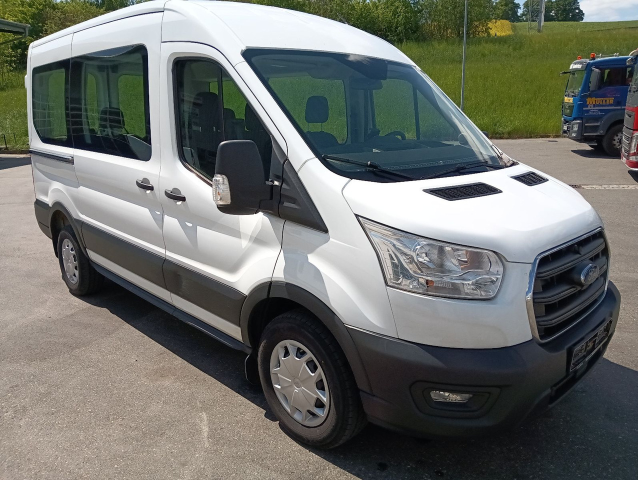Ford Transit Kombi 350 L2 Trend 9-Sitzer 2xHeizung/Kl - Potniški kombi, Dostavno vozilo z dvojno kabino: slika 1 Ford Transit Kombi 350 L2 Trend 9-Sitzer 2xHeizung/Kl - Potniški kombi, Dostavno vozilo z dvojno kabino: slika 1