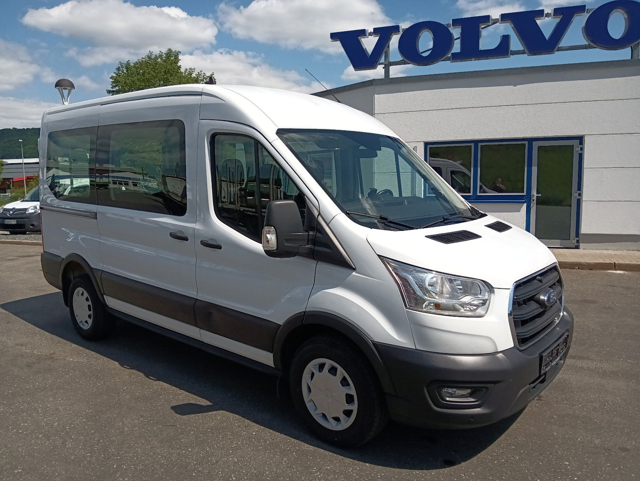 Ford Transit Kombi 350 L2 Trend 9-Sitzer 2xHeizung/Kl - Potniški kombi, Dostavno vozilo z dvojno kabino: slika 2 Ford Transit Kombi 350 L2 Trend 9-Sitzer 2xHeizung/Kl - Potniški kombi, Dostavno vozilo z dvojno kabino: slika 2