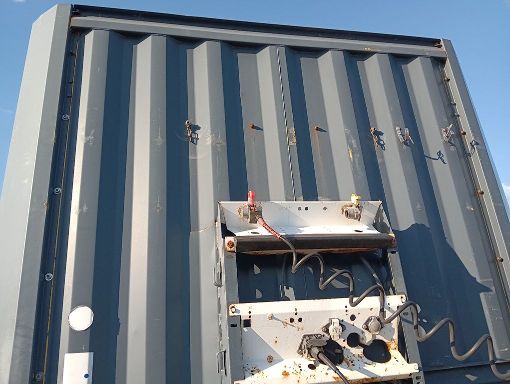 Krone SDP27 TwistLocks 40"+ 20" BPW Lift Rungentaschen - Polprikolica s kesonom: slika 2 Krone SDP27 TwistLocks 40"+ 20" BPW Lift Rungentaschen - Polprikolica s kesonom: slika 2
