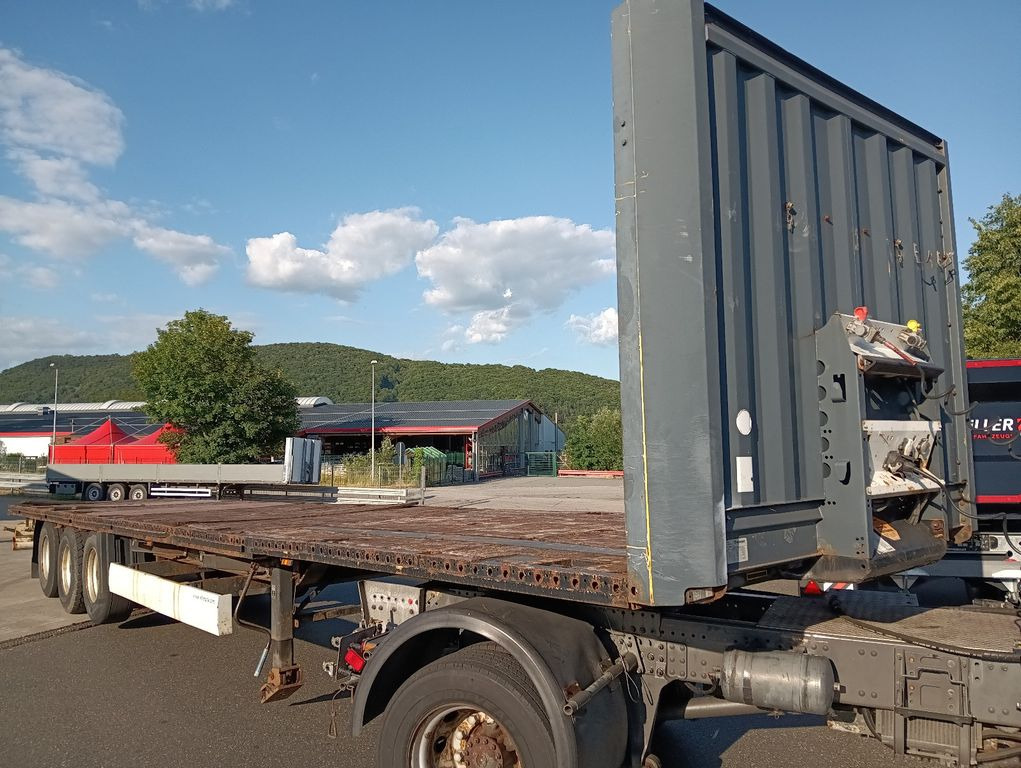Krone SDP27 TwistLocks 40"+ 20" BPW Lift Rungentaschen - Polprikolica s kesonom: slika 3 Krone SDP27 TwistLocks 40"+ 20" BPW Lift Rungentaschen - Polprikolica s kesonom: slika 3