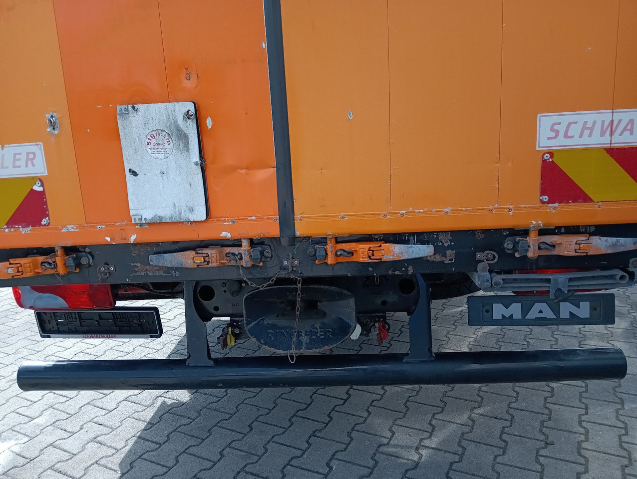MAN TGL 12.210 4x2 KLIMA,AHK, 7,3m SCHWARZMÜLLER TÜV lizing MAN TGL 12.210 4x2 KLIMA,AHK, 7,3m SCHWARZMÜLLER TÜV: slika 23
