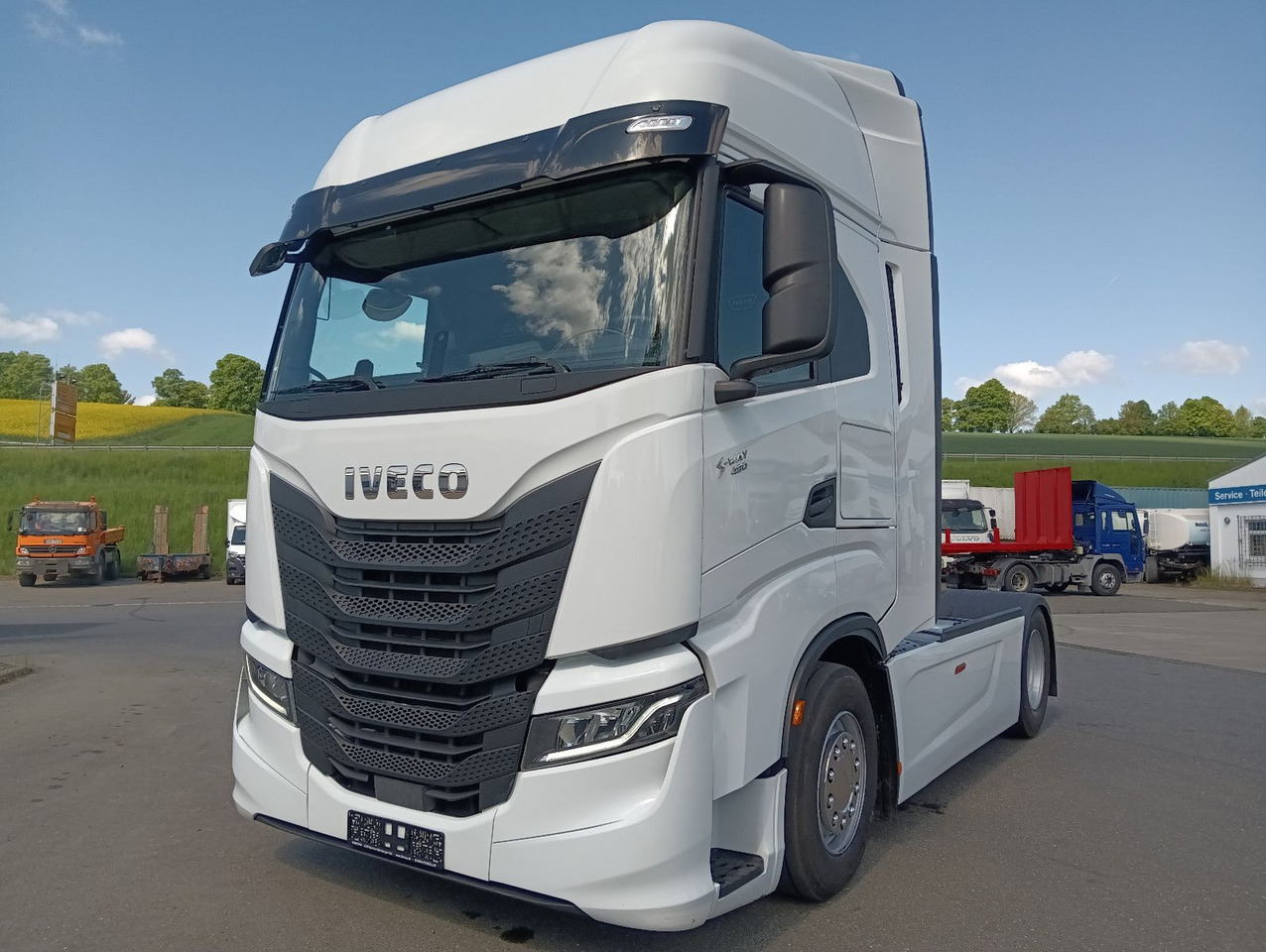 Iveco S-WAY AS440 P490 INTARDERSpoilerStandklima 2xTan - Vlačilec: slika 1 Iveco S-WAY AS440 P490 INTARDERSpoilerStandklima 2xTan - Vlačilec: slika 1