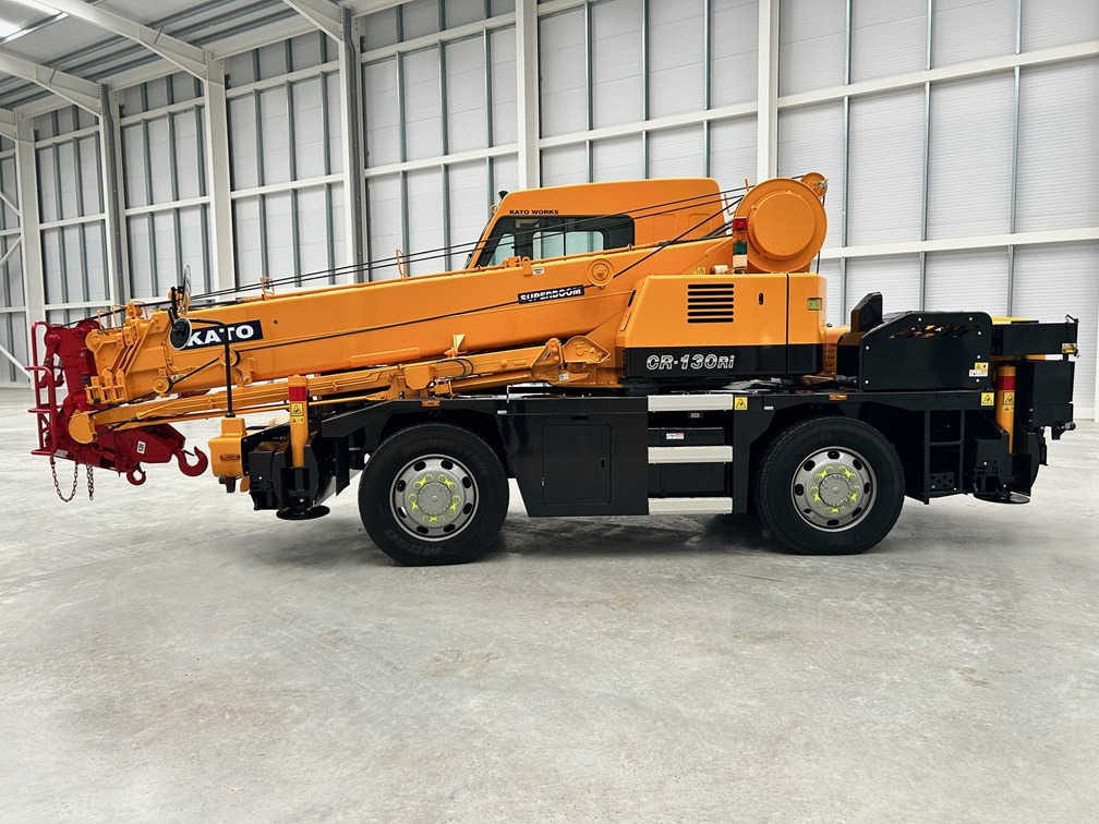 KATO CR-130Ri - 13 Ton City Crane with Only 8,563 miles from New !! - Avtodvigalo: slika 4 KATO CR-130Ri - 13 Ton City Crane with Only 8,563 miles from New !! - Avtodvigalo: slika 4