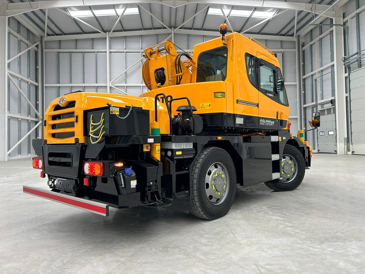 KATO CR-130Rv - 13 Ton City Crane with Joystick Control - Avtodvigalo: slika 4 KATO CR-130Rv - 13 Ton City Crane with Joystick Control - Avtodvigalo: slika 4