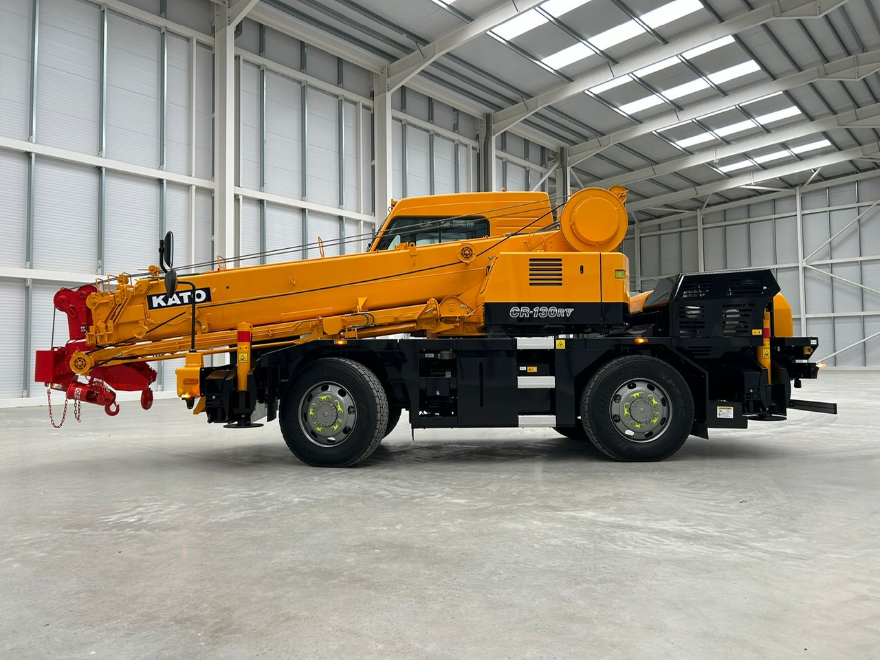 KATO CR-130Rv - 13 Ton City Crane with Joystick Control - Avtodvigalo: slika 3 KATO CR-130Rv - 13 Ton City Crane with Joystick Control - Avtodvigalo: slika 3