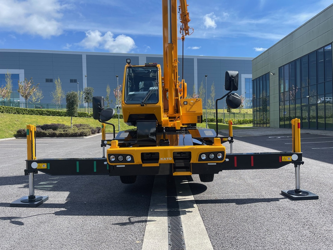 Nov Avtodvigalo KATO CR-130Rv - 13 Ton Crane - Joystick Control & Stage V Engine: slika 17