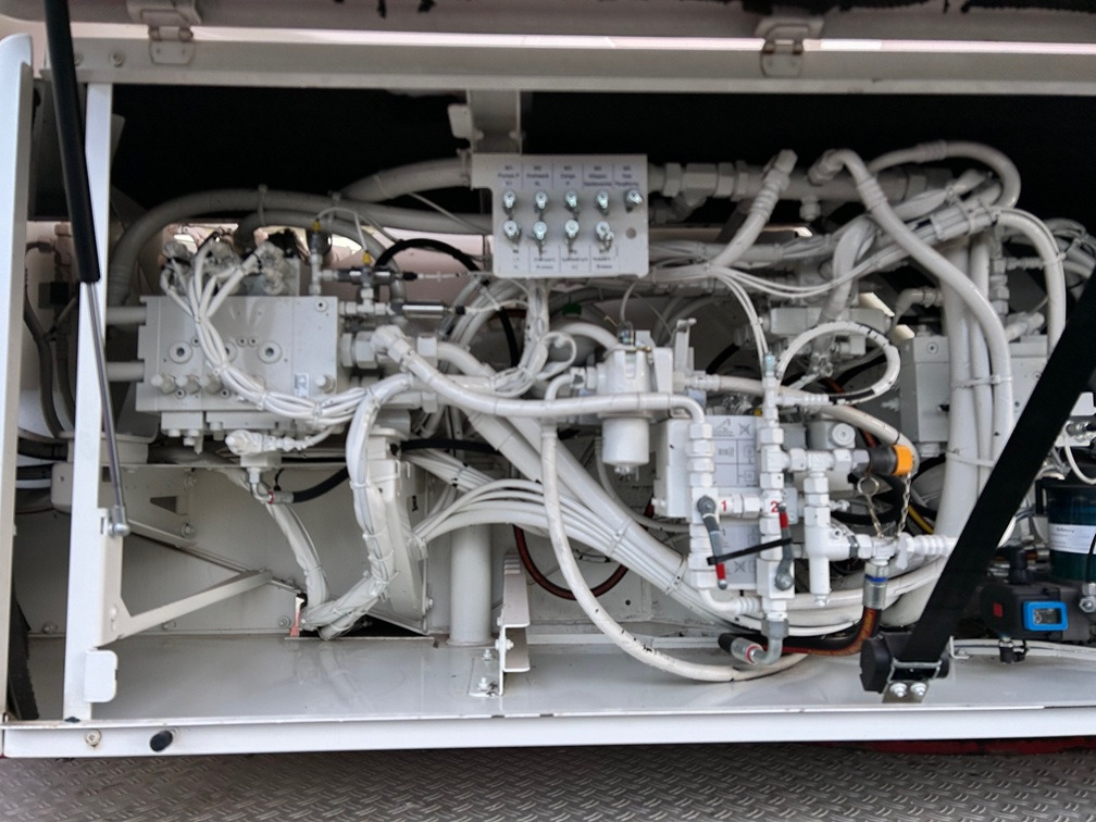 Avtodvigalo za vse namene LIEBHERR LTM1060-3.1 - Excellent Condition and Full Remote: slika 24