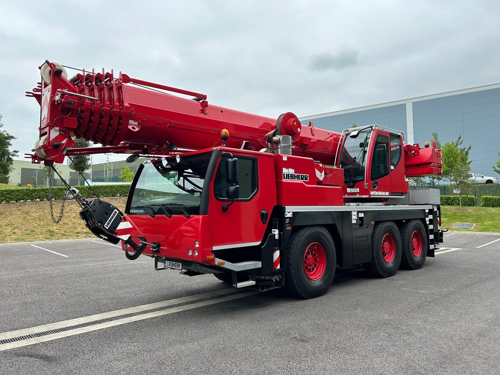 LIEBHERR LTM1060-3.1 - Like New Condition - Avtodvigalo za vse namene: slika 5 LIEBHERR LTM1060-3.1 - Like New Condition - Avtodvigalo za vse namene: slika 5