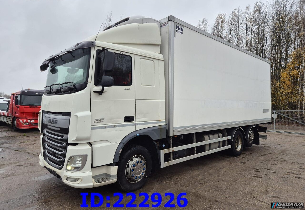 Tovornjak hladilnik DAF XF 106 440 FAR 6x2 Euro6: slika 1