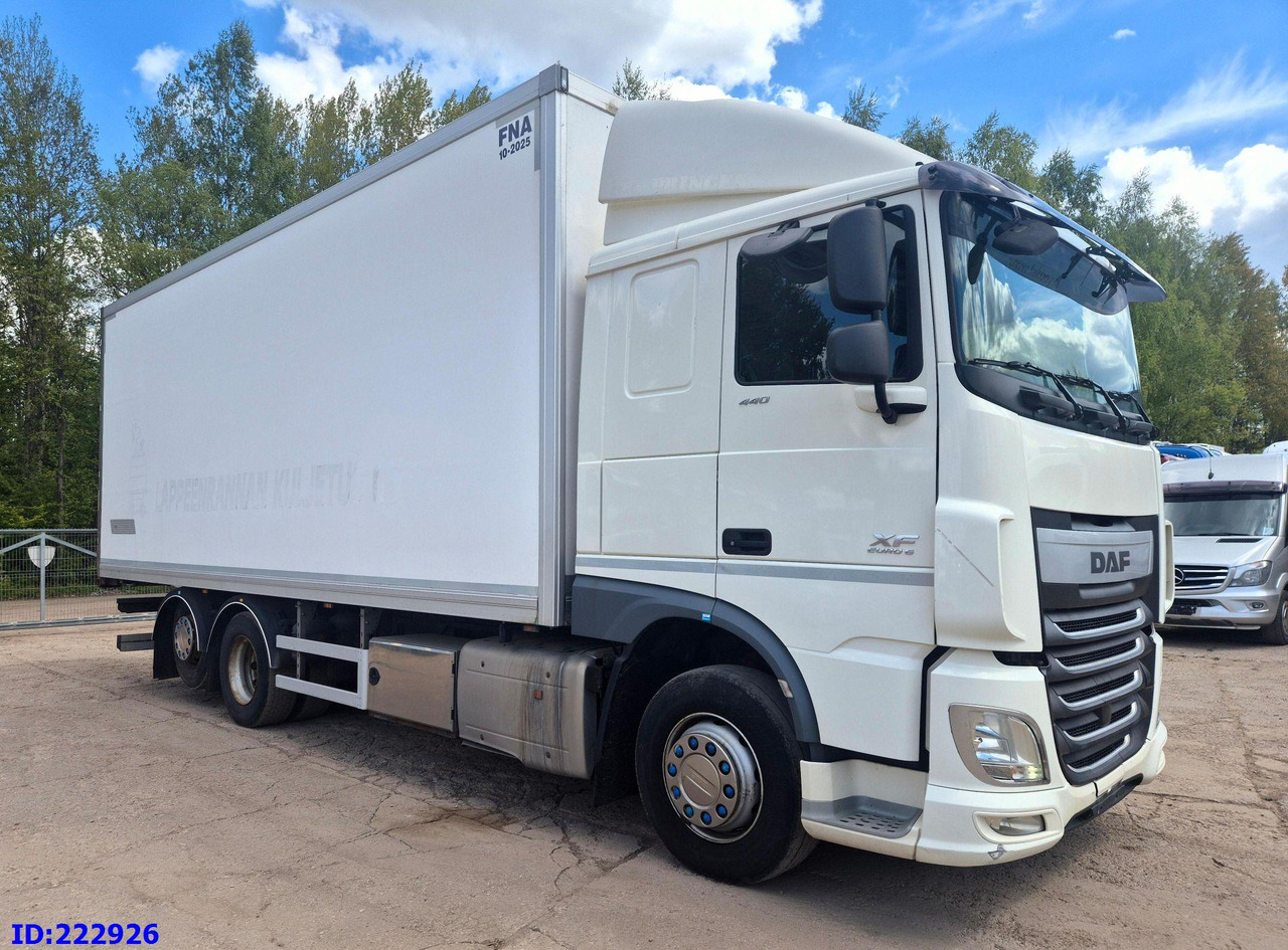 DAF XF 106 440 FAR 6x2 Euro6 - Izotermični tovornjak: slika 1 DAF XF 106 440 FAR 6x2 Euro6 - Izotermični tovornjak: slika 1