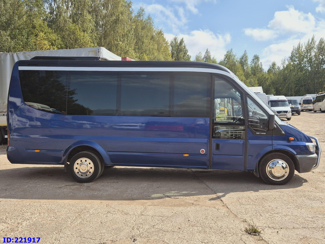 FORD Sunset VIP 17-seats - Potovalni avtobus: slika 2 FORD Sunset VIP 17-seats - Potovalni avtobus: slika 2