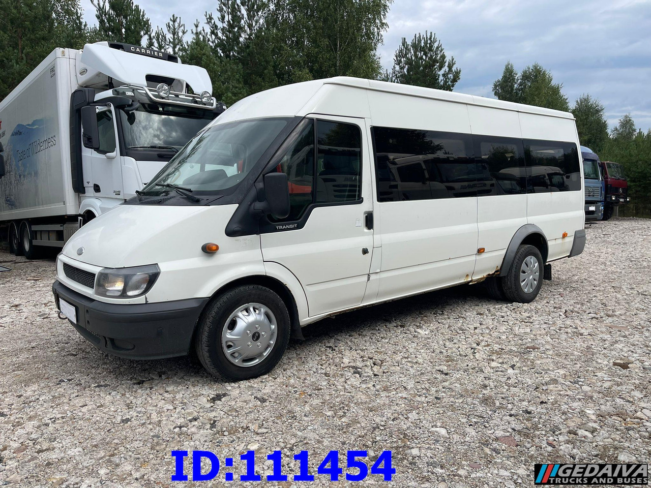 FORD Transit Manual 17-seater - Potovalni avtobus: slika 1 FORD Transit Manual 17-seater - Potovalni avtobus: slika 1
