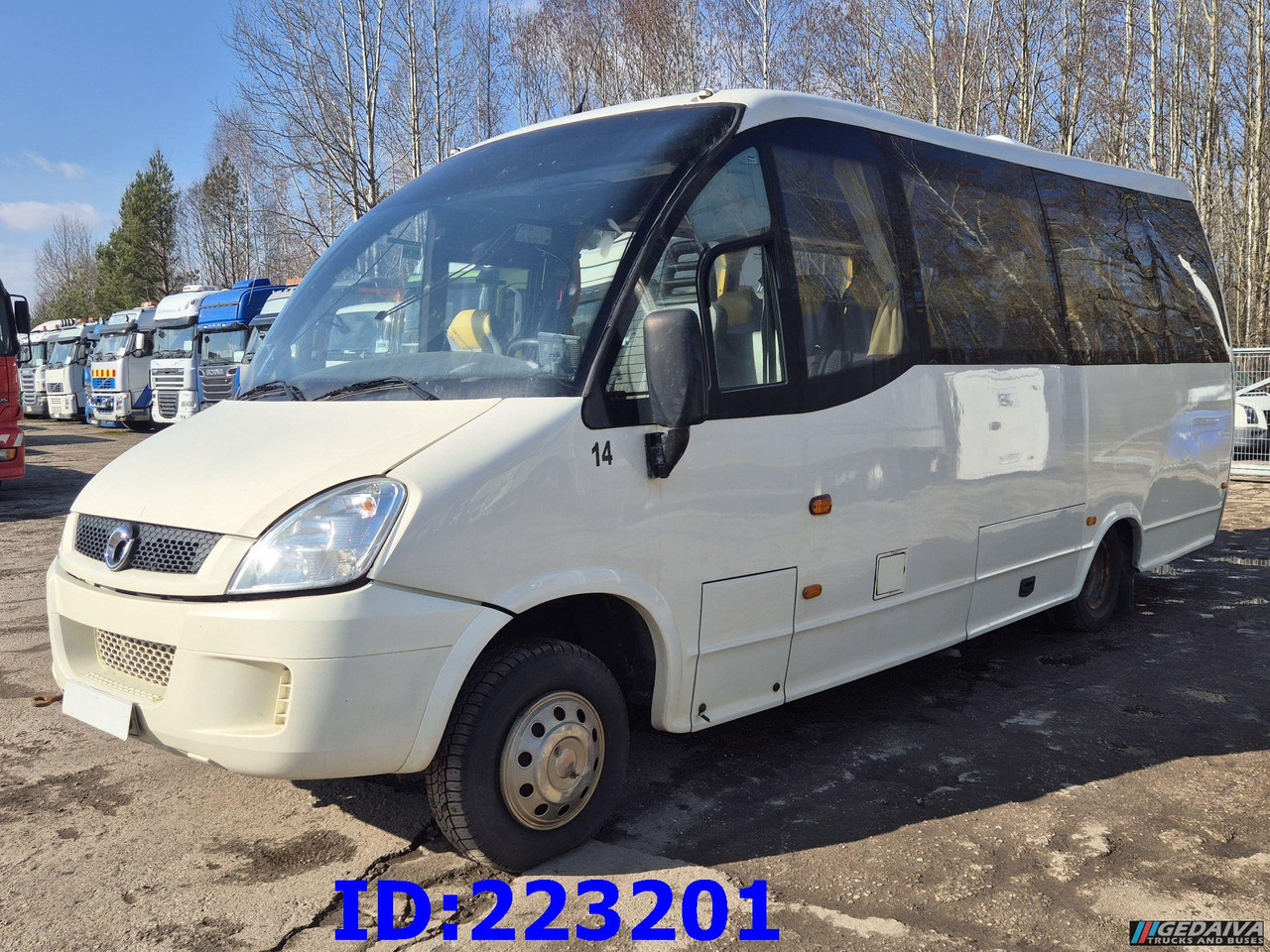 IVECO Wing 25-seater (Engine problem) - Potovalni avtobus: slika 1 IVECO Wing 25-seater (Engine problem) - Potovalni avtobus: slika 1