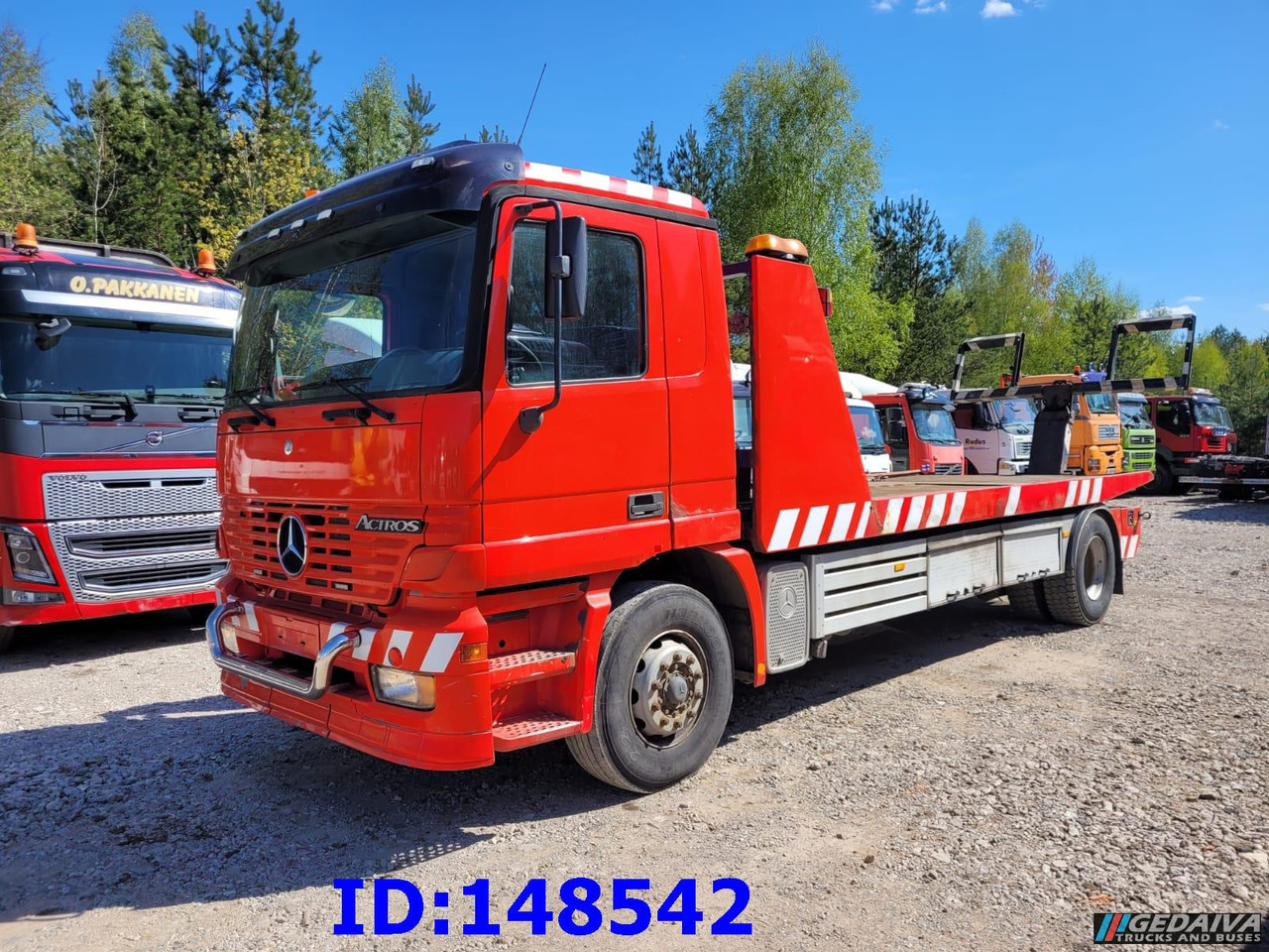 MERCEDES-BENZ Actros 1831 4x2 - Vlečno vozilo: slika 2 MERCEDES-BENZ Actros 1831 4x2 - Vlečno vozilo: slika 2