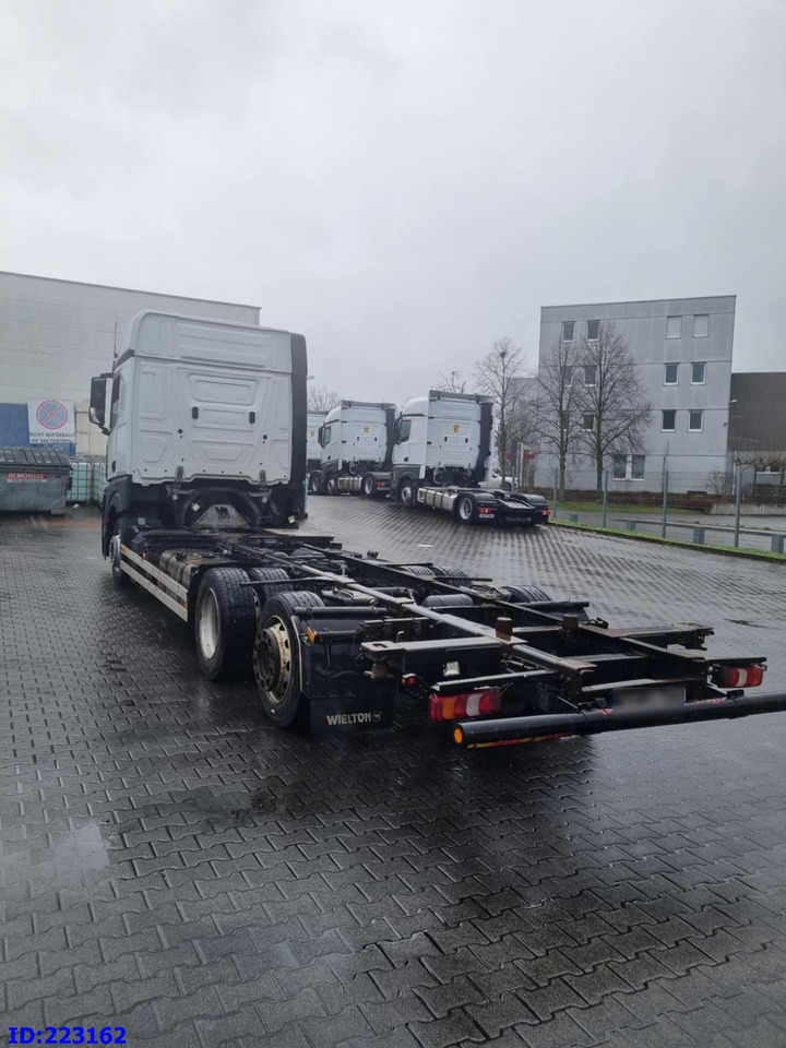 MERCEDES-BENZ Actros 2542 BDF 6x2 Euro6 - Tovornjak-šasija: slika 5 MERCEDES-BENZ Actros 2542 BDF 6x2 Euro6 - Tovornjak-šasija: slika 5