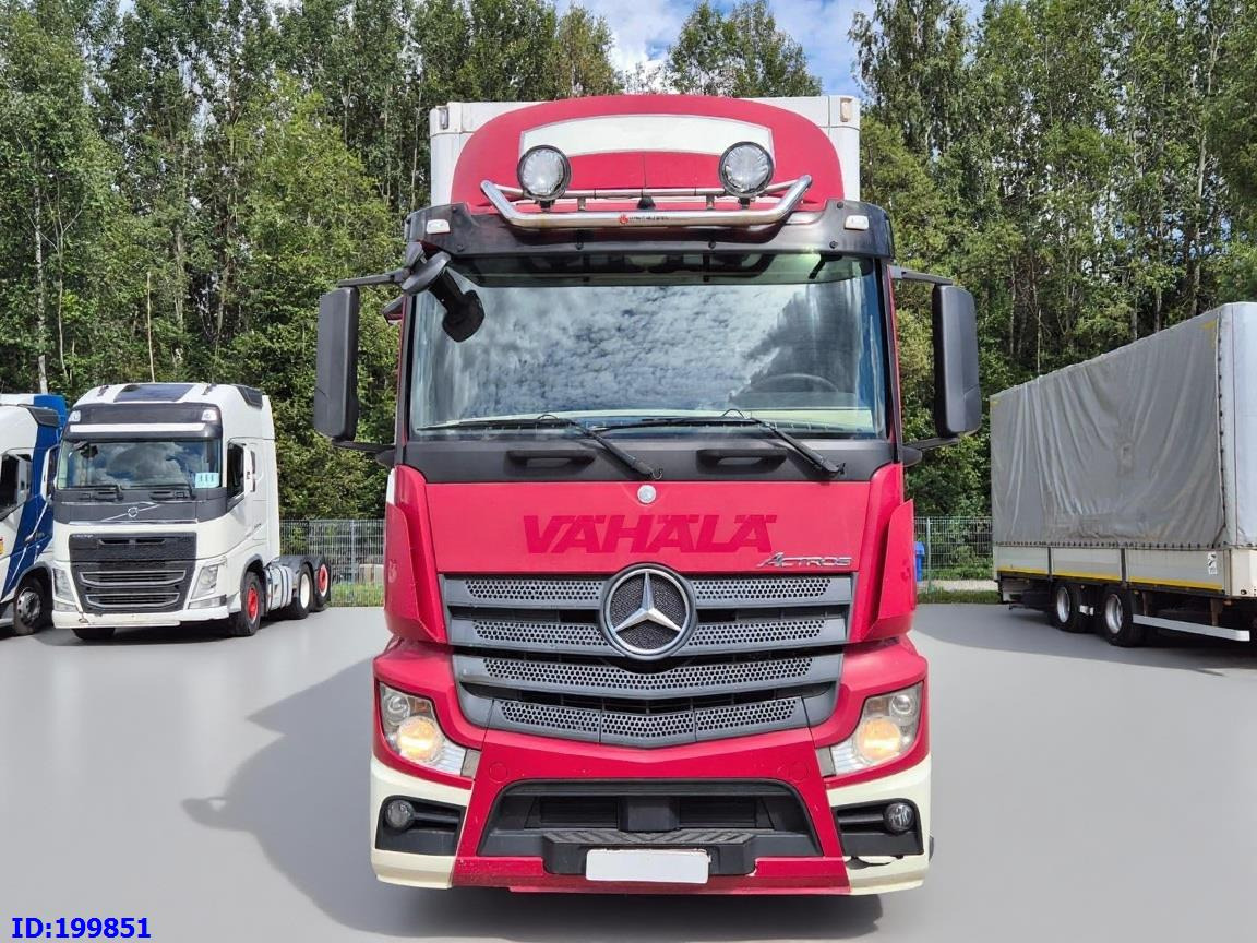 Tovornjak zabojnik MERCEDES-BENZ Actros 2551 6x2 Euro5: slika 6 Tovornjak zabojnik MERCEDES-BENZ Actros 2551 6x2 Euro5: slika 6