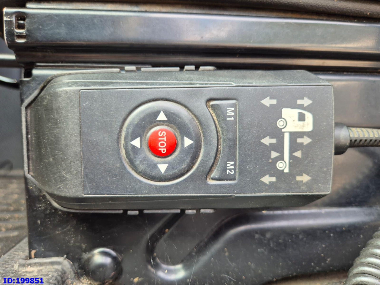 Tovornjak zabojnik MERCEDES-BENZ Actros 2551 6x2 Euro5: slika 13 Tovornjak zabojnik MERCEDES-BENZ Actros 2551 6x2 Euro5: slika 13