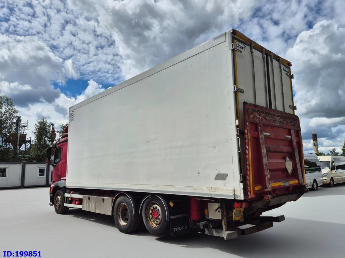MERCEDES-BENZ Actros 2551 6x2 Euro5 - Tovornjak zabojnik: slika 4 MERCEDES-BENZ Actros 2551 6x2 Euro5 - Tovornjak zabojnik: slika 4