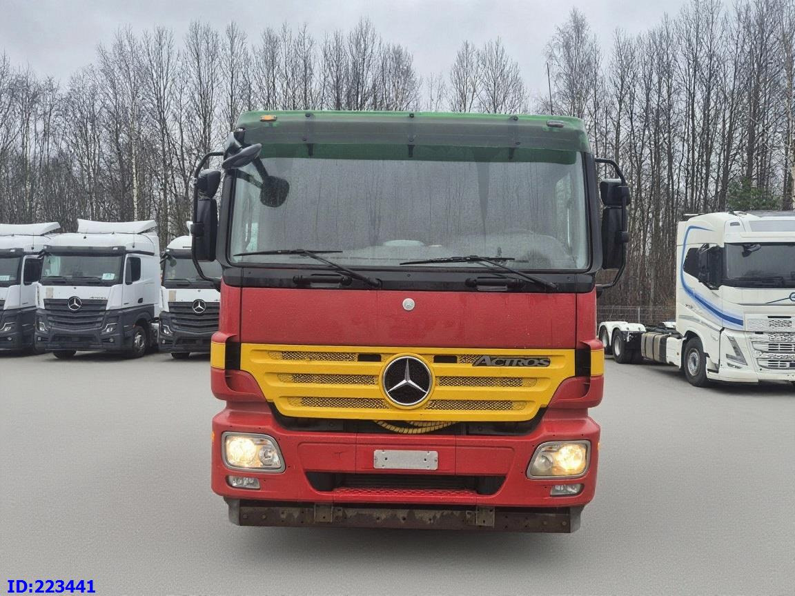 MERCEDES-BENZ Actros 2636 6X4 (3pedals) - Tovornjak-šasija: slika 2 MERCEDES-BENZ Actros 2636 6X4 (3pedals) - Tovornjak-šasija: slika 2