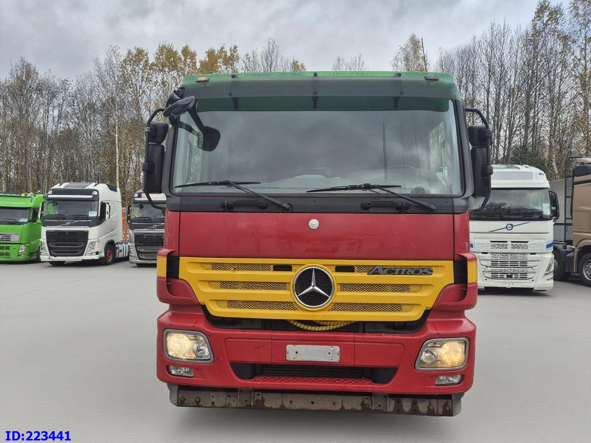 MERCEDES-BENZ Actros 2636 6X4 (3pedals) - Tovornjak-šasija: slika 2 MERCEDES-BENZ Actros 2636 6X4 (3pedals) - Tovornjak-šasija: slika 2