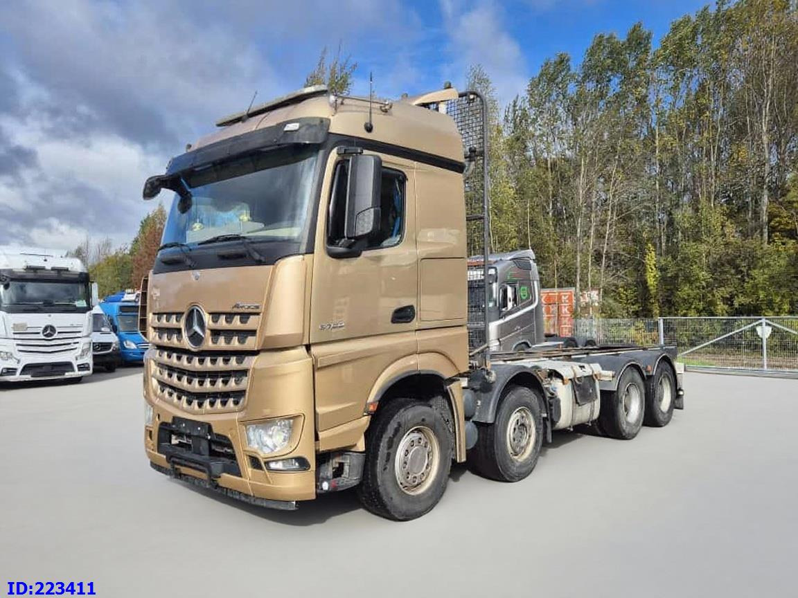 MERCEDES-BENZ Arocs 3763 8x4 Euro6 - Tovornjak-šasija: slika 2 MERCEDES-BENZ Arocs 3763 8x4 Euro6 - Tovornjak-šasija: slika 2