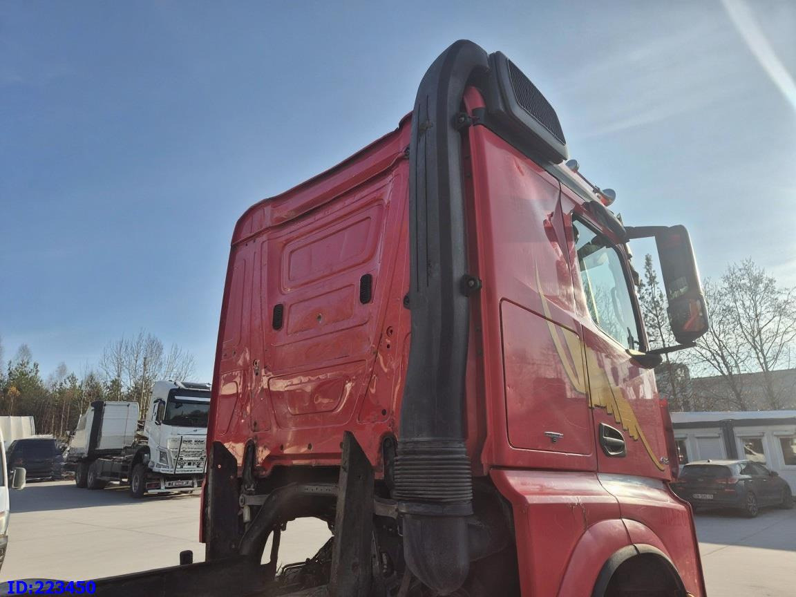 MERCEDES-BENZ Arocs 4163 8x4 FULL STEEL (Motor defekt) - Tovornjak-šasija: slika 5 MERCEDES-BENZ Arocs 4163 8x4 FULL STEEL (Motor defekt) - Tovornjak-šasija: slika 5