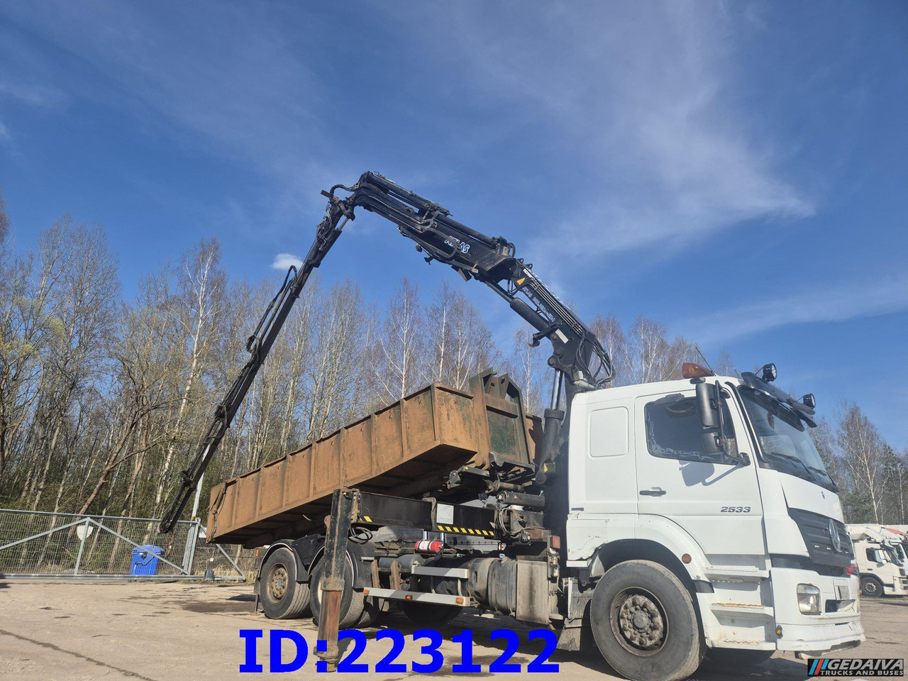 MERCEDES-BENZ Axor 2533 6x2 + Atlas 332.3E Crane - Tovornjak prekucnik: slika 4 MERCEDES-BENZ Axor 2533 6x2 + Atlas 332.3E Crane - Tovornjak prekucnik: slika 4