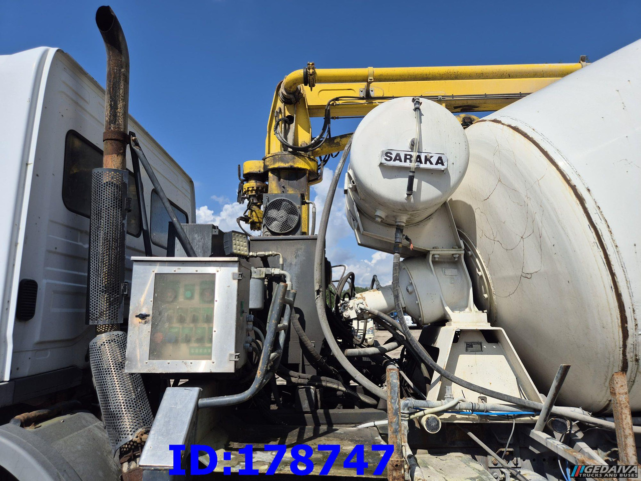 Črpalka za beton MERCEDES-BENZ Axor 2633 6x4 Schwing 750: slika 7