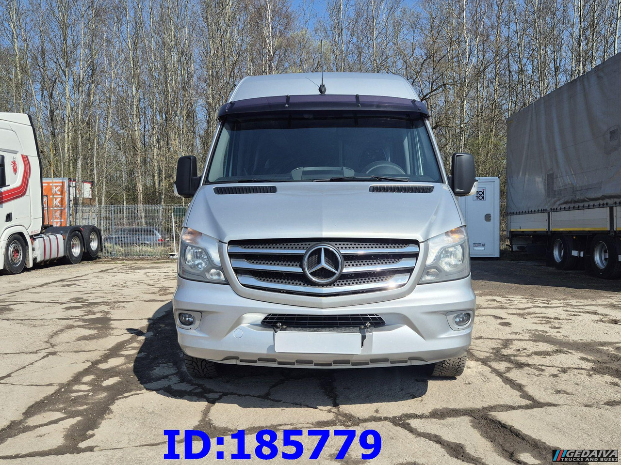 MERCEDES-BENZ Sprinter 316 - VIP - Avestark - Potovalni avtobus: slika 2 MERCEDES-BENZ Sprinter 316 - VIP - Avestark - Potovalni avtobus: slika 2