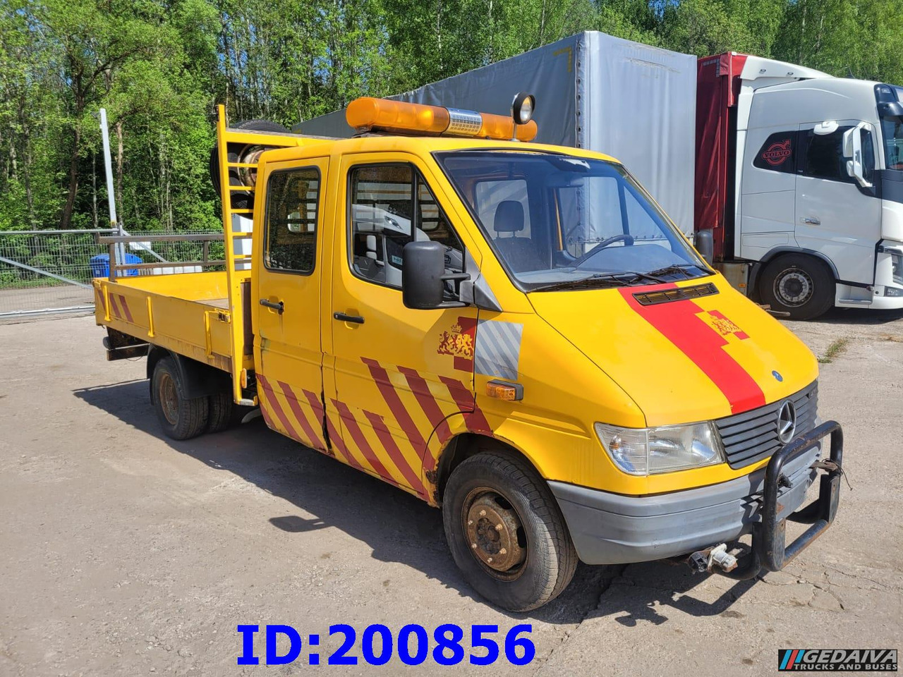 MERCEDES-BENZ Sprinter 408D - 5 Seater - Tovornjak s kesonom: slika 4 MERCEDES-BENZ Sprinter 408D - 5 Seater - Tovornjak s kesonom: slika 4