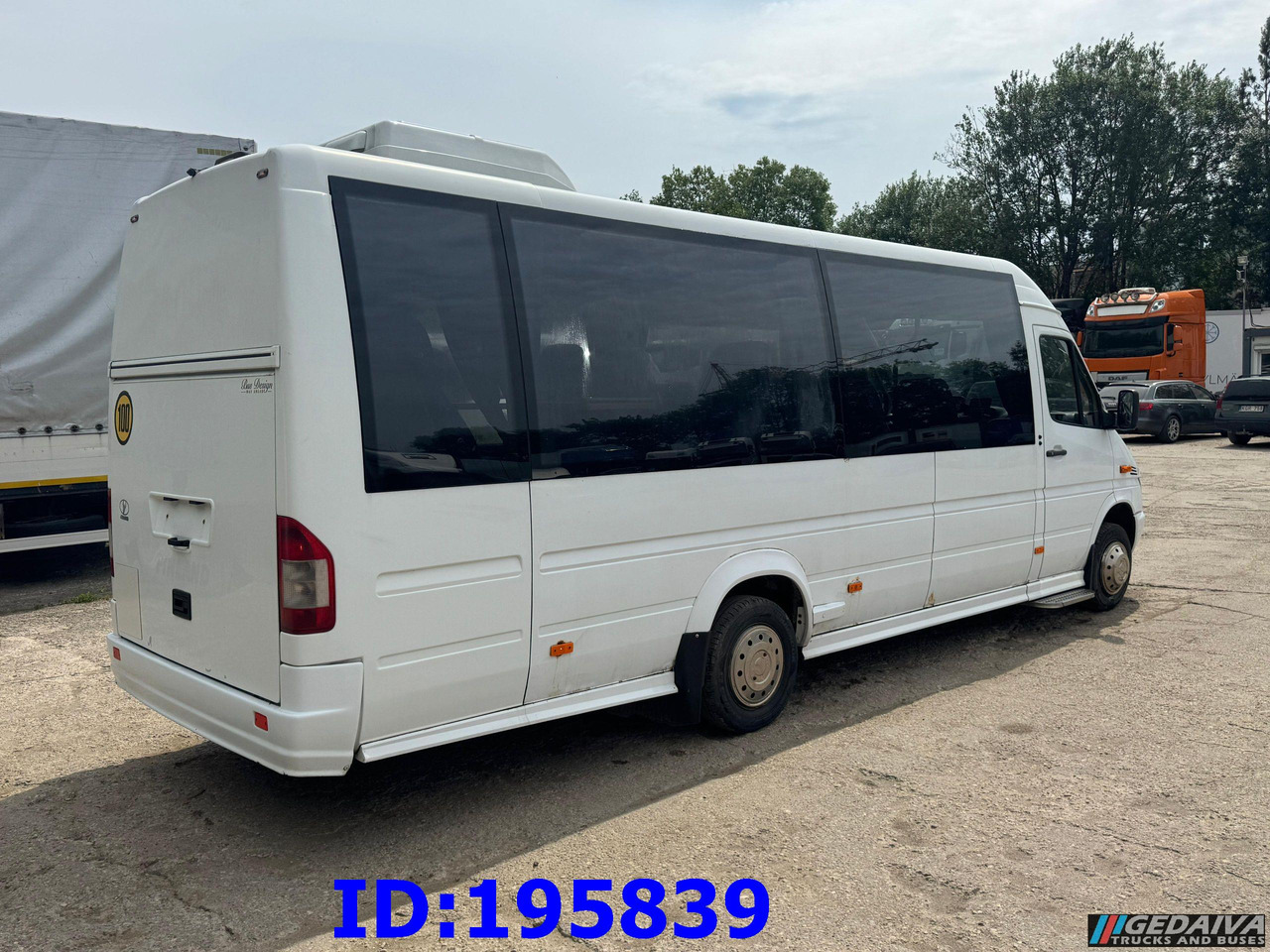 MERCEDES-BENZ Sprinter 416 Pegabus 17place - Potovalni avtobus: slika 4 MERCEDES-BENZ Sprinter 416 Pegabus 17place - Potovalni avtobus: slika 4