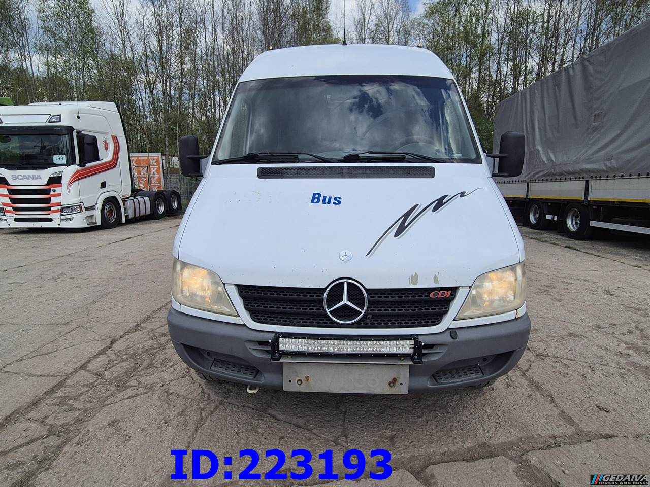 MERCEDES-BENZ Sprinter 416 VIP AC 17-seater - Potovalni avtobus: slika 2 MERCEDES-BENZ Sprinter 416 VIP AC 17-seater - Potovalni avtobus: slika 2