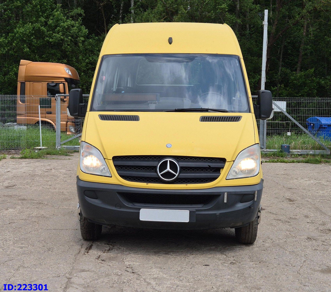 MERCEDES-BENZ Sprinter 515 TRANSFER 23 PLACES - Potovalni avtobus: slika 2 MERCEDES-BENZ Sprinter 515 TRANSFER 23 PLACES - Potovalni avtobus: slika 2