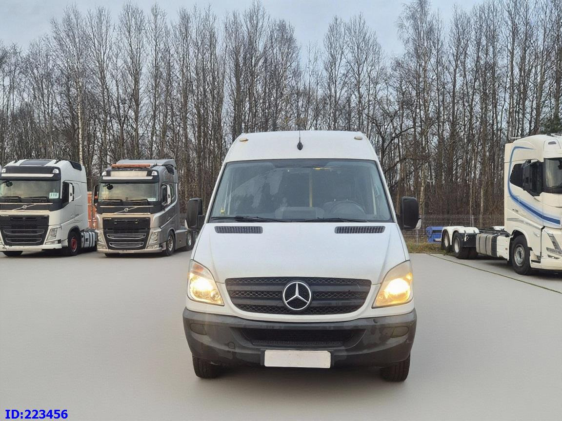 MERCEDES-BENZ Sprinter 515 - VIP -20 places - Potovalni avtobus: slika 2 MERCEDES-BENZ Sprinter 515 - VIP -20 places - Potovalni avtobus: slika 2