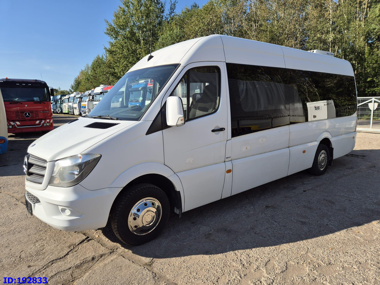 MERCEDES-BENZ Sprinter 516 20-Seats Euro6 - Potovalni avtobus: slika 1 MERCEDES-BENZ Sprinter 516 20-Seats Euro6 - Potovalni avtobus: slika 1