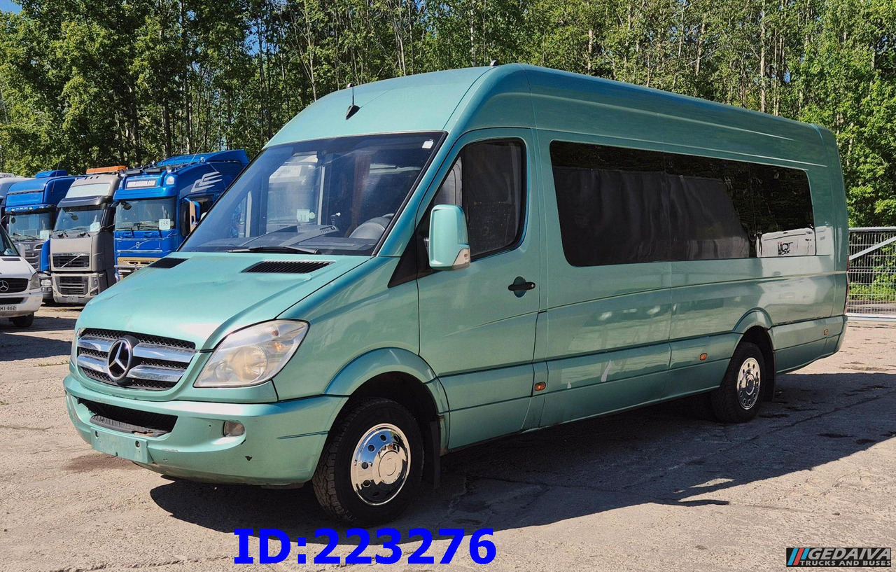MERCEDES-BENZ Sprinter 516 - VIP - 23 Places - Potovalni avtobus: slika 1 MERCEDES-BENZ Sprinter 516 - VIP - 23 Places - Potovalni avtobus: slika 1