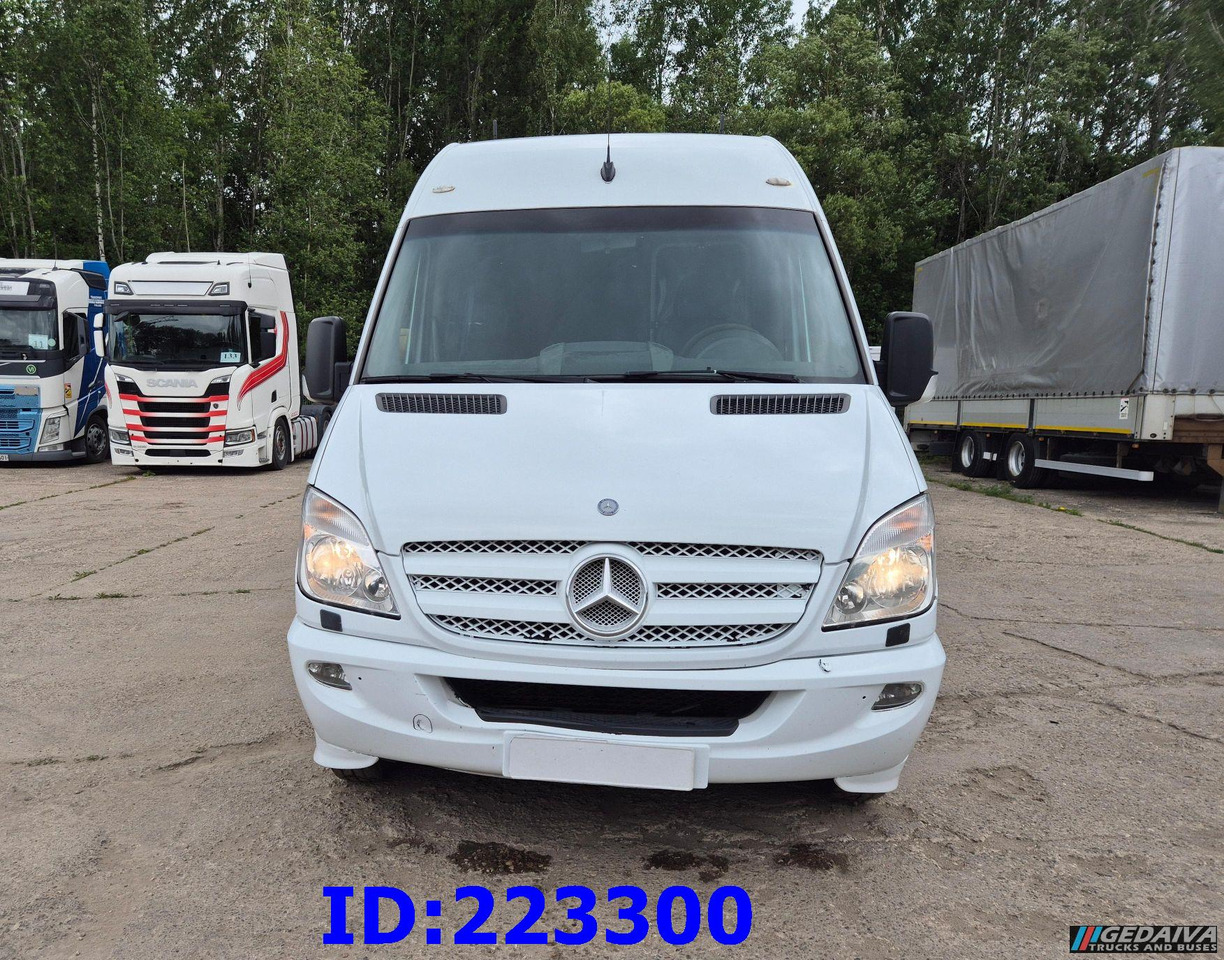 MERCEDES-BENZ Sprinter 518 VIP - 17 Seater - Potovalni avtobus: slika 2 MERCEDES-BENZ Sprinter 518 VIP - 17 Seater - Potovalni avtobus: slika 2
