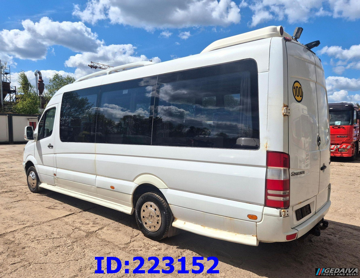 MERCEDES-BENZ Sprinter 518-VIP- 17 places - Potovalni avtobus: slika 5 MERCEDES-BENZ Sprinter 518-VIP- 17 places - Potovalni avtobus: slika 5